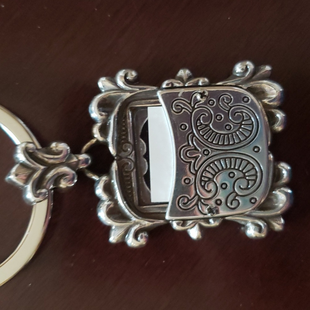Brighton Silver Photo Picture Keychain. - Picture 7 of 10